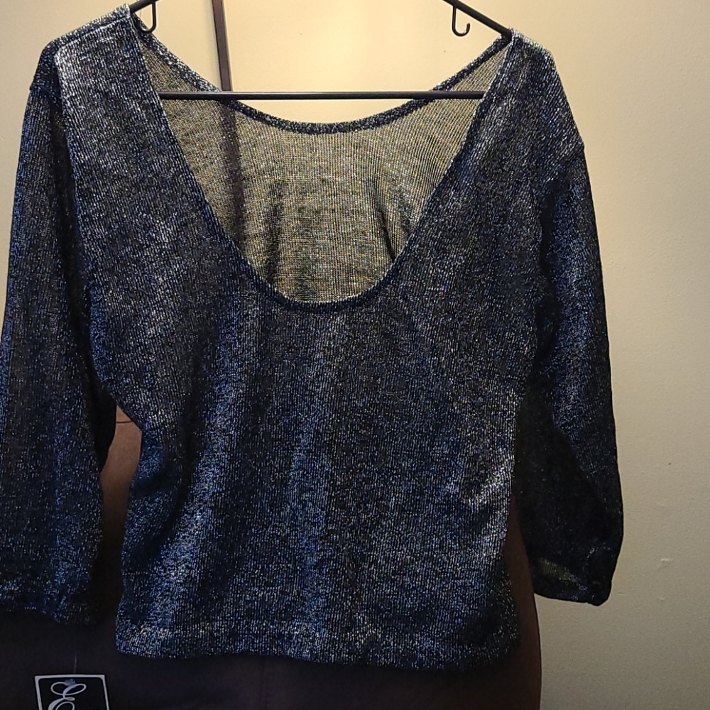 Shiny,sheer,thin,crock top